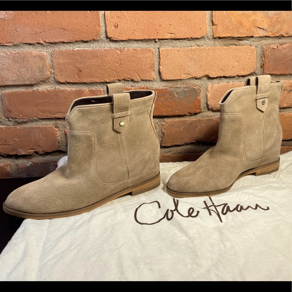 NWOT Cole Haan Tan Suede Booties
